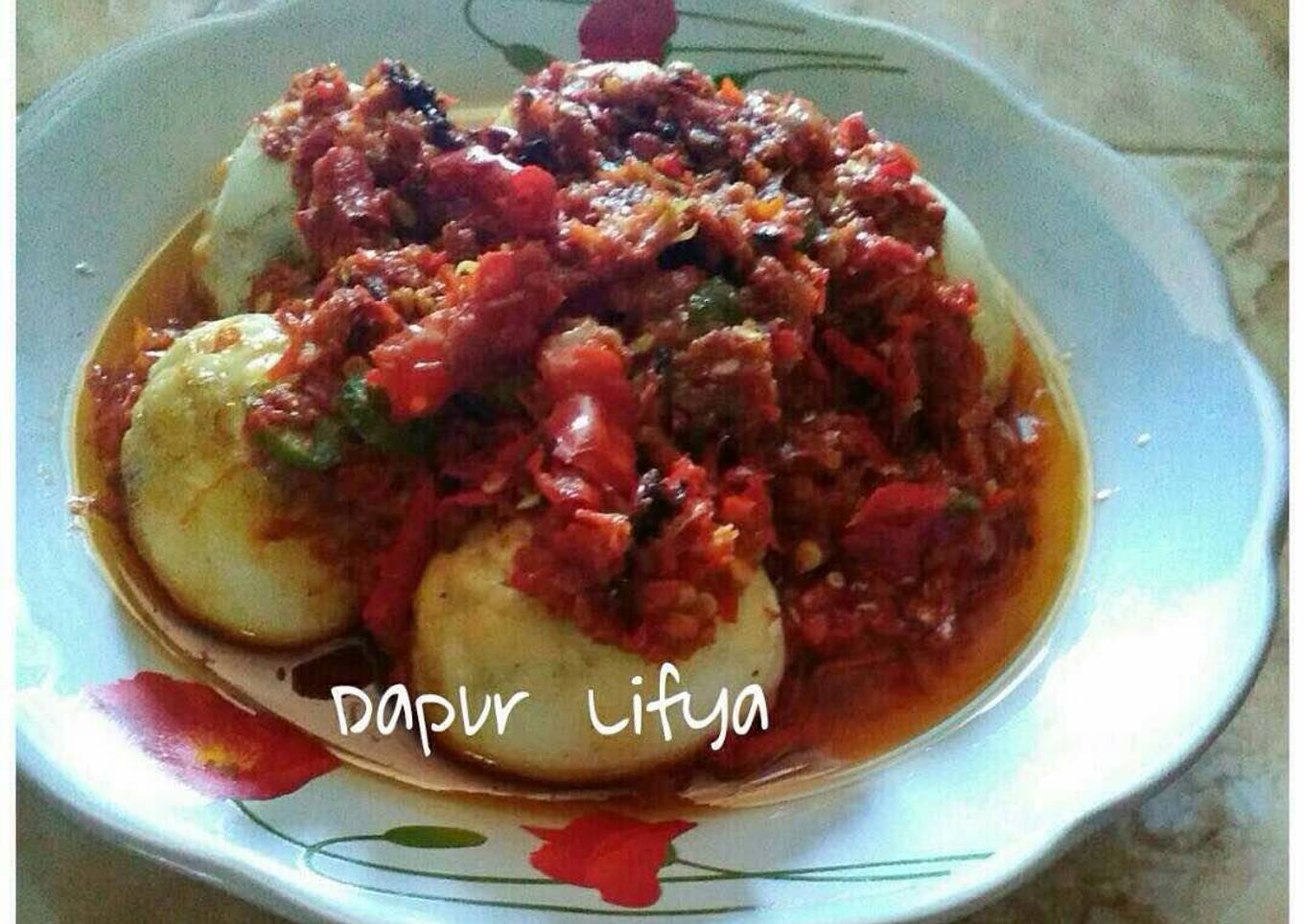 Bagaimana Menyiapkan Telur Balado yang Lezat Sekali