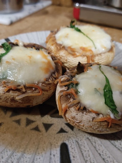 Una foto de Champiñones rellenos