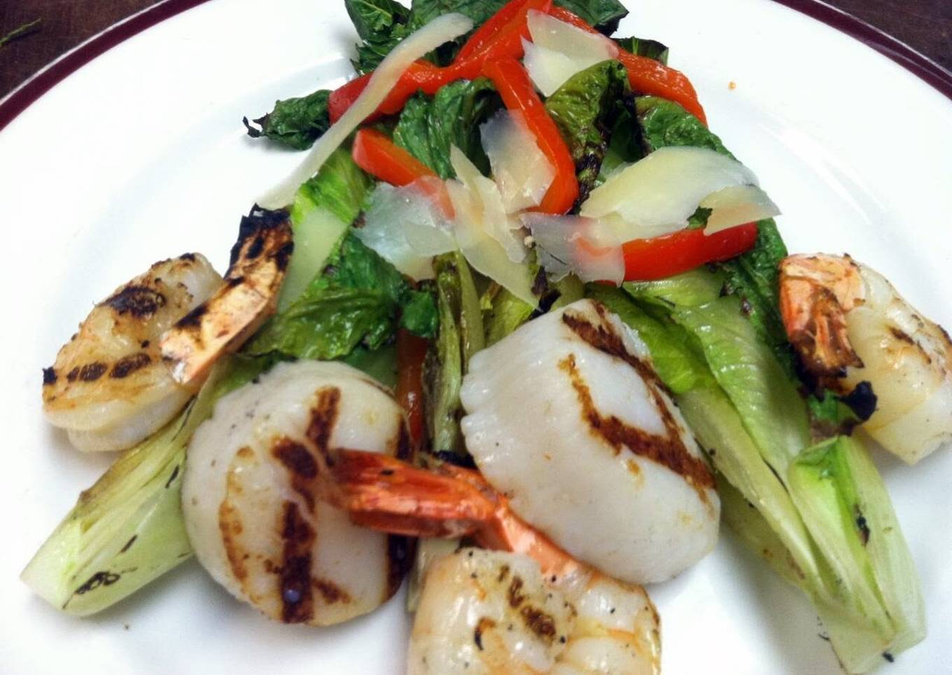 Grilled seafood salad