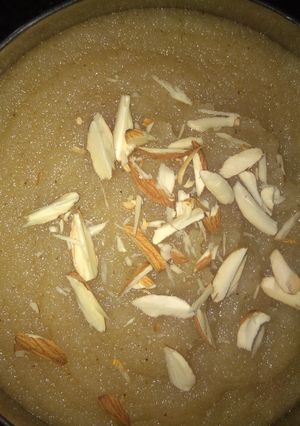 A picture of Semolina halwa.