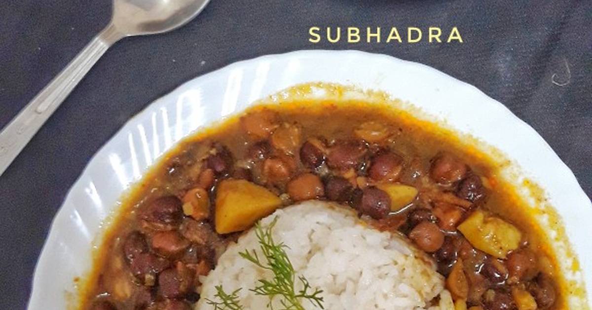 काले चने और आलू की सब्जी (Kale chane aur aloo ki sabzi recipe in hindi