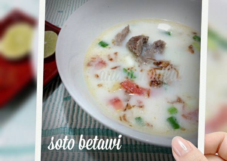 Bagaimana Menyiapkan Soto Betawi Daging Sapi yang Enak