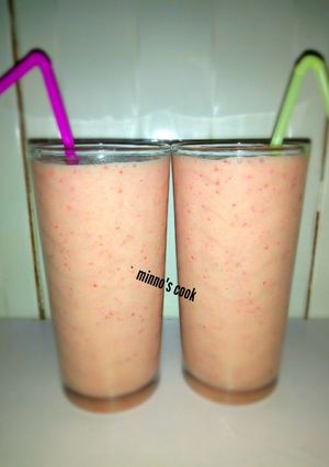 A picture of Strawberry smoothie.