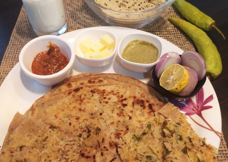 Recipe of Speedy Punjabi paratha thali(radish layered paratha, Yoghurt lassi)