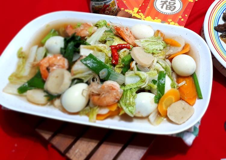 Langkah Mudah untuk Menyiapkan Capcay Udang Bakso Saos Tiram yang Bikin Ngiler