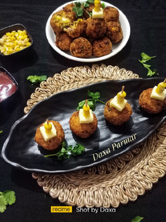 કોર્ન ચીઝ બોલ્સ (Corn Cheese Balls Recipe In Gujarati) રેસીપી મુખ્ય ફોટો
