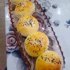 A picture of Chicken stuffed buns 💖💖.