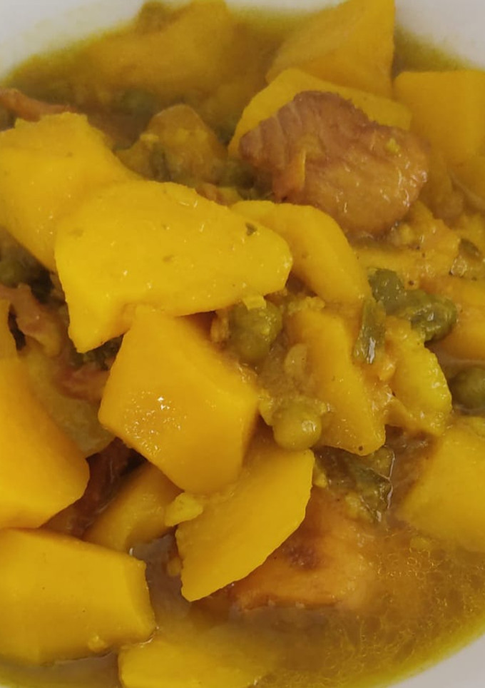 Una foto de Patatas con pescado