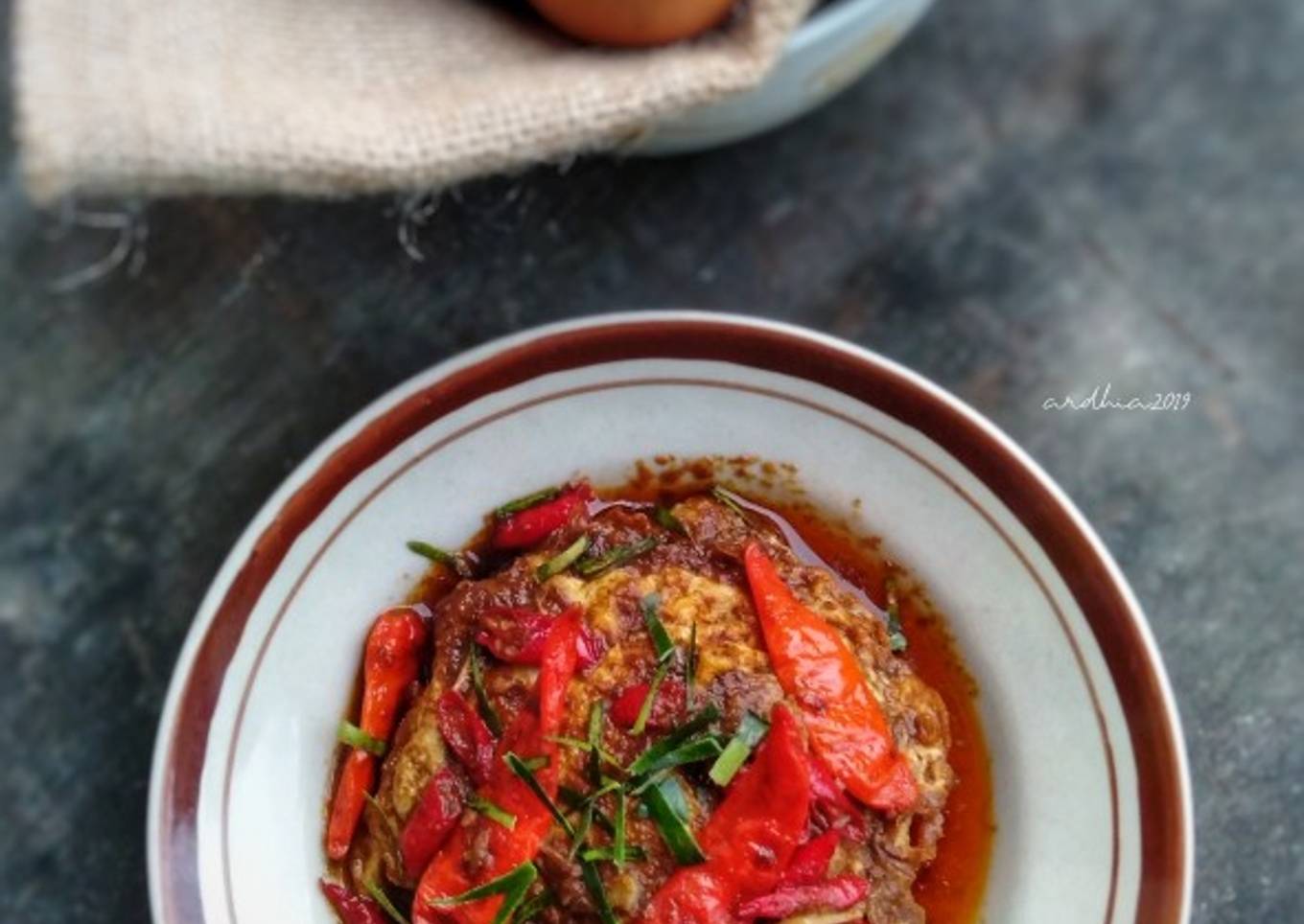 Telur Ceplok Bumbu Rendang
