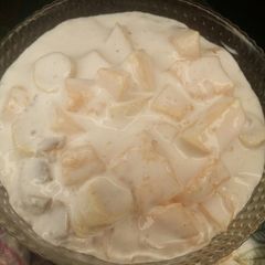 A picture of Creamy fruit chat.