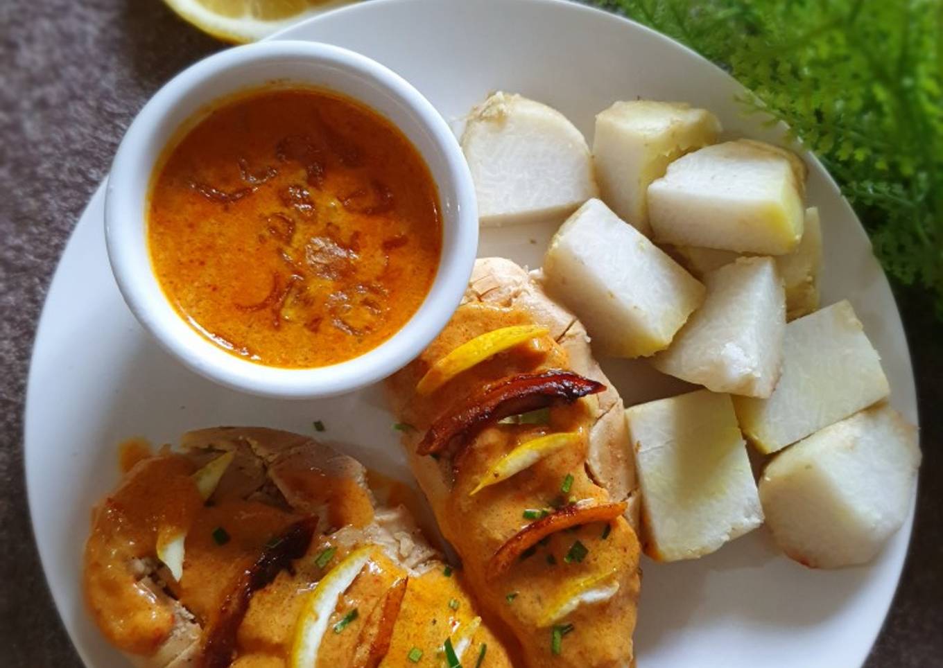 Ayam Fillet Panggang Saus Kari