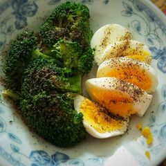 A picture of Easy and Healthy Breakfast.