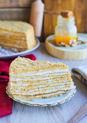 O poză a rețetei 🍰 Tort medovik.