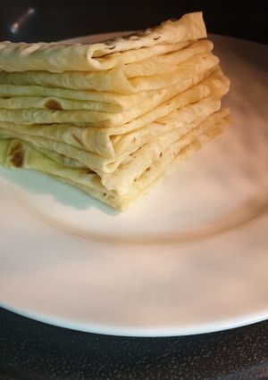 A picture of Roti and Ground beef.