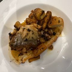 A picture of Trumpet mushrooms on sourdough toast - WOW lunch.