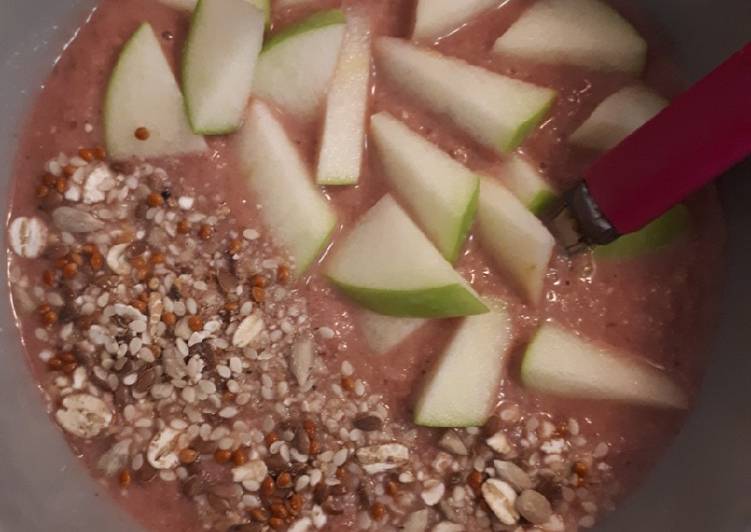 Recipe: Appetizing Pink smoothie Bowl