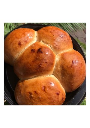 A picture of Bread rolls/hamburger bun.