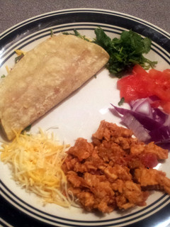 A picture of chicken tacos.