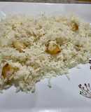 Arroz al ajo dorado