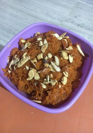 A picture of Gajar ka halwa.