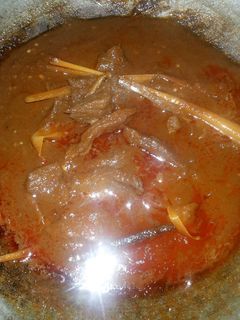 Foto resep Semur daging. sapi pedes lezatos