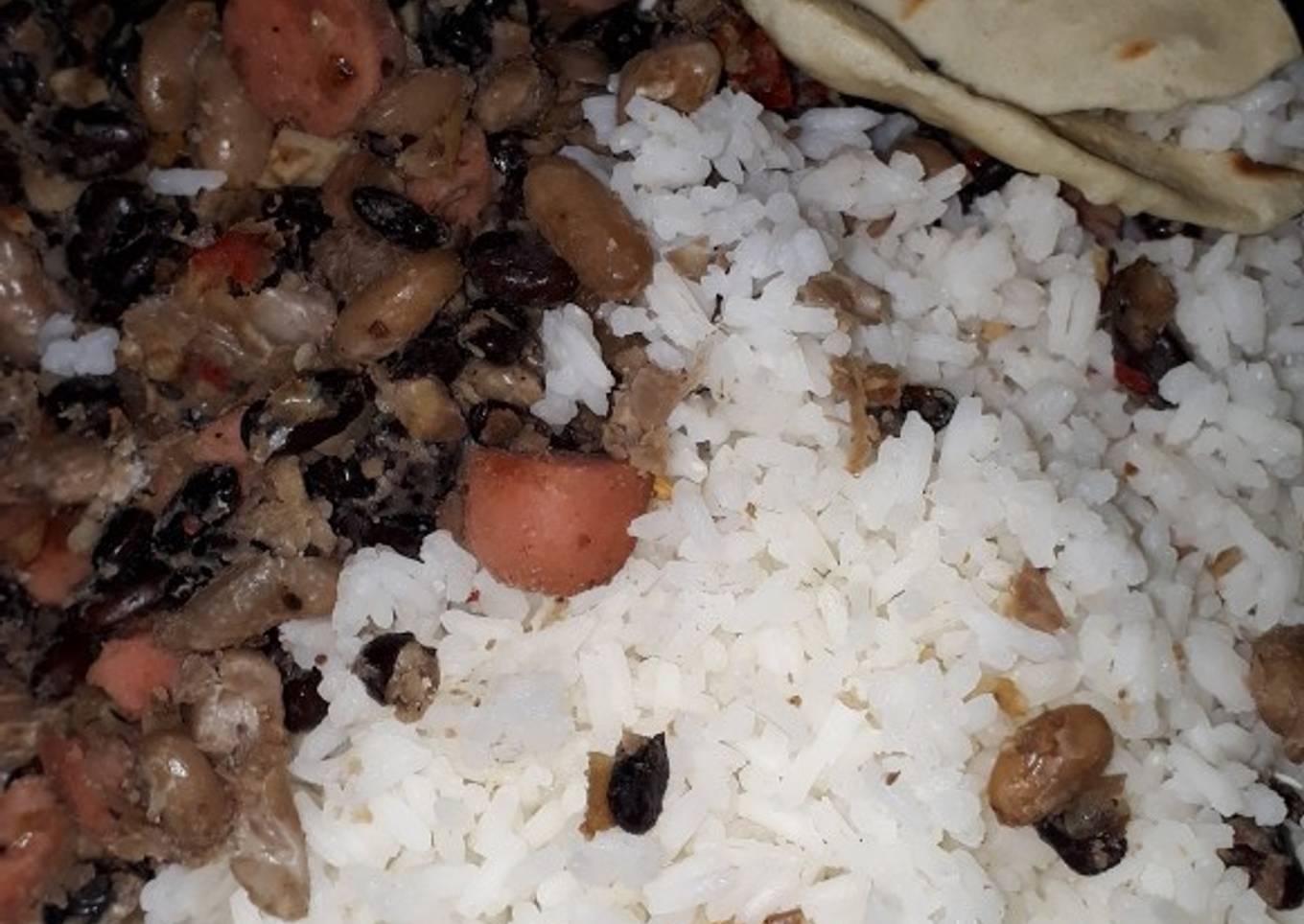 Frijoles "refritos" con arroz