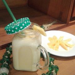 A picture of Mango milkshake.