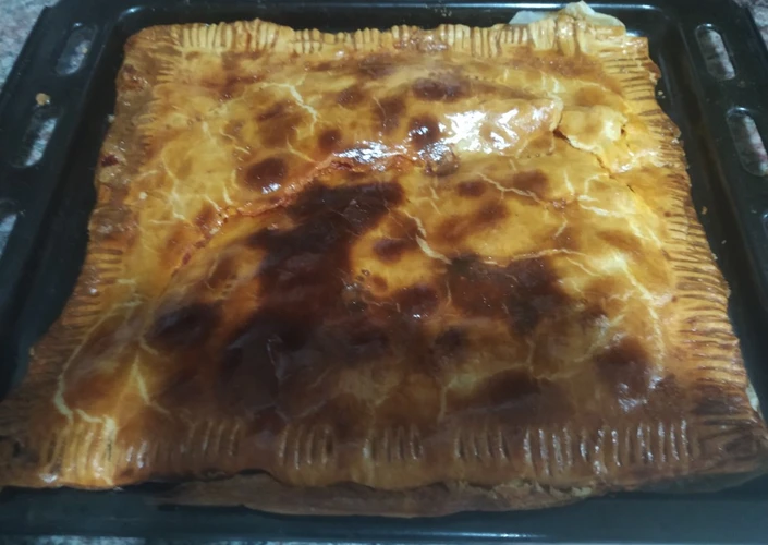 Cómo Hacer  Hojaldre de pisto, huevo y atún