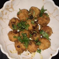 A picture of Masoor daal Goli (healthy snack).