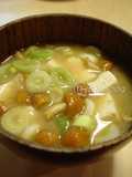 Miso Soup with Tofu and Nameko Mushrooms