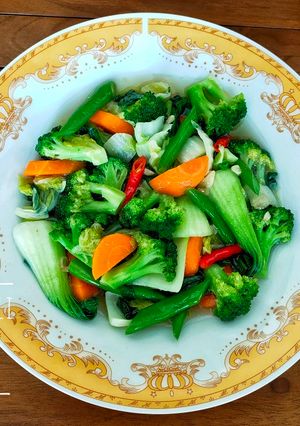 Foto resep Tumis brokoli pok choy