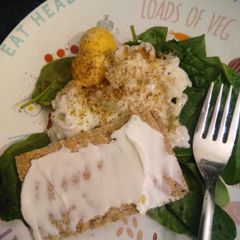 A picture of Poached egg with spinach.