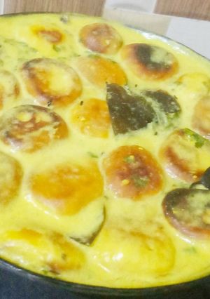 गुजराती कढ़ी पकौड़ा (gujarati kadhi pakoda recipe in Hindi) रेसिपी मुख्य फोटो