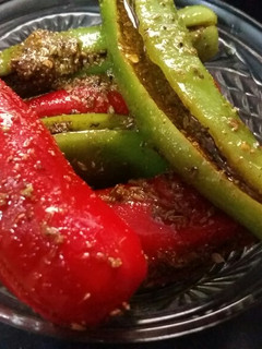 लाल मिर्च का अचार (lal mirch ka achar recipe in Hindi) रेसिपी मुख्य फोटो
