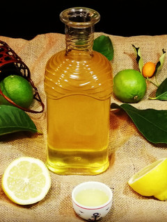 Una foto de Licor de limón