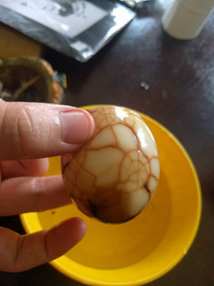 A picture of Chinese tea egg!.