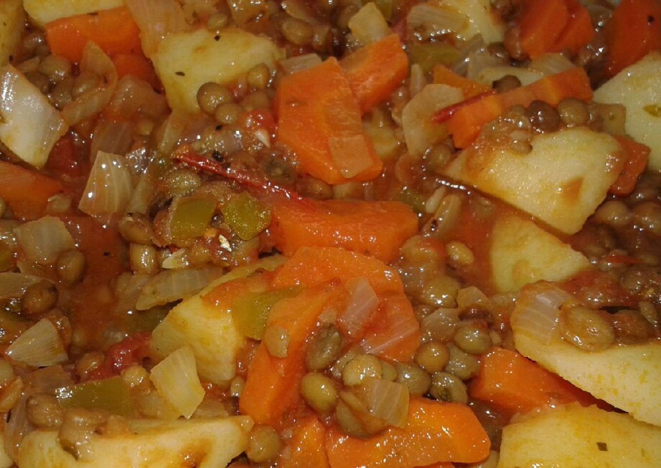 Guisito de lentejas express y sanito: para mamá