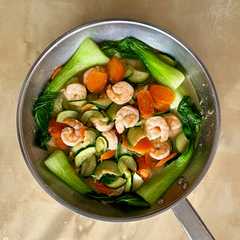 Una foto de ✨Oseng Sayuran Udang bumbu Ebi