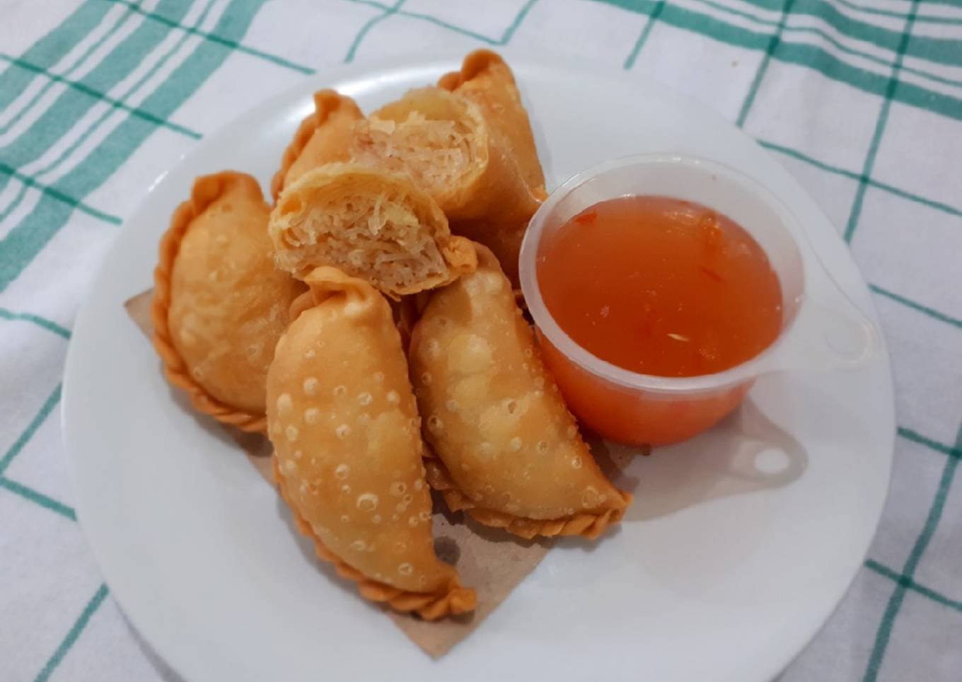 25. Pastel mie ala irma