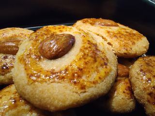 Almond Cookies