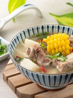 山藥玉米排骨湯 的食譜成品照片