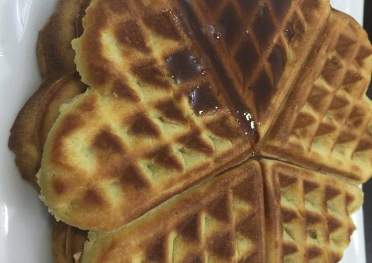 Simple Way to Prepare Quick Vanilla waffles glazed with honey