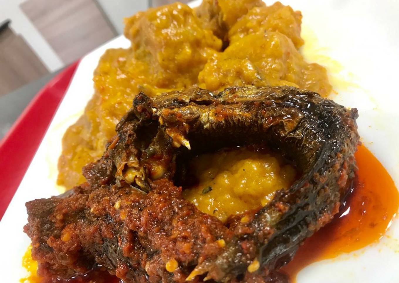 Porriage plantain and smoked fish