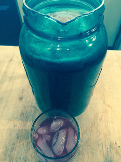 Una foto de Licuado de remolacha, piña y pepino