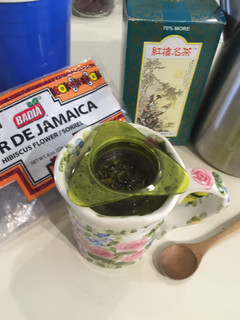 Una foto de Te Verde y Flor de Jamaica