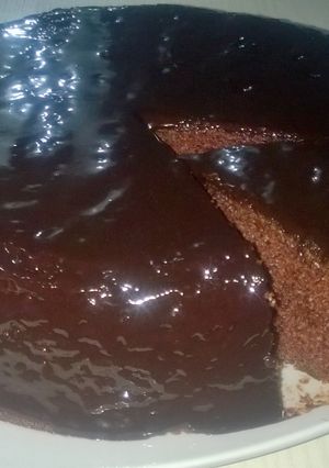 Una foto de Torta húmeda de chocolate
