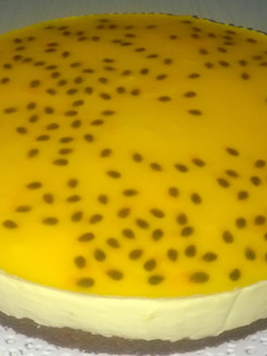 Una foto de Cheesecake de Maracuyá
