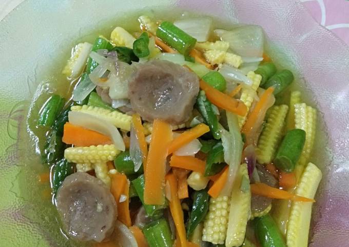 Langkah Mudah untuk Menyiapkan Tumis bakso baby corn wortel &amp; buncis Anti Gagal