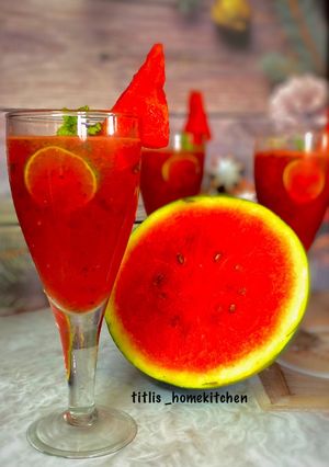 A picture of Fresh Watermelon Juice.