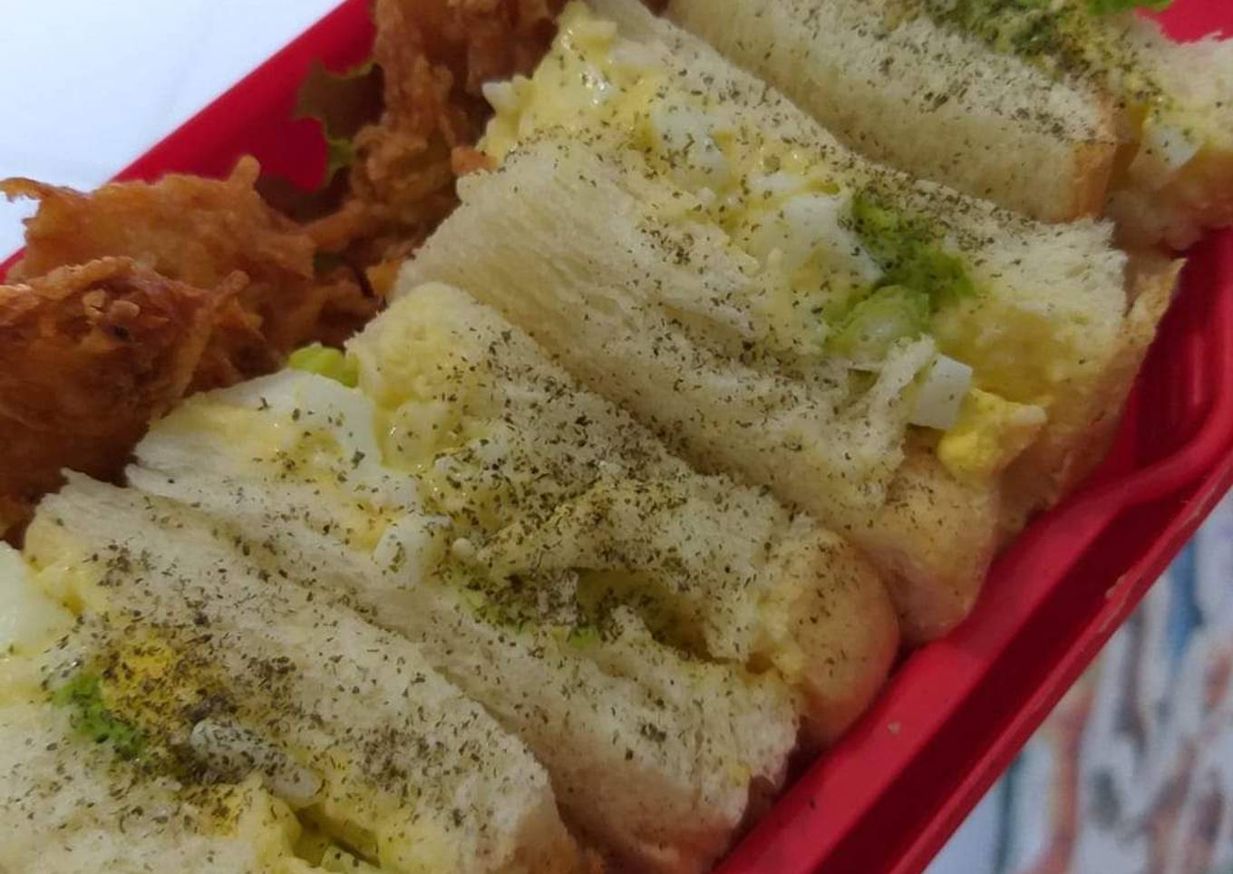 Sandwich Telur Selada